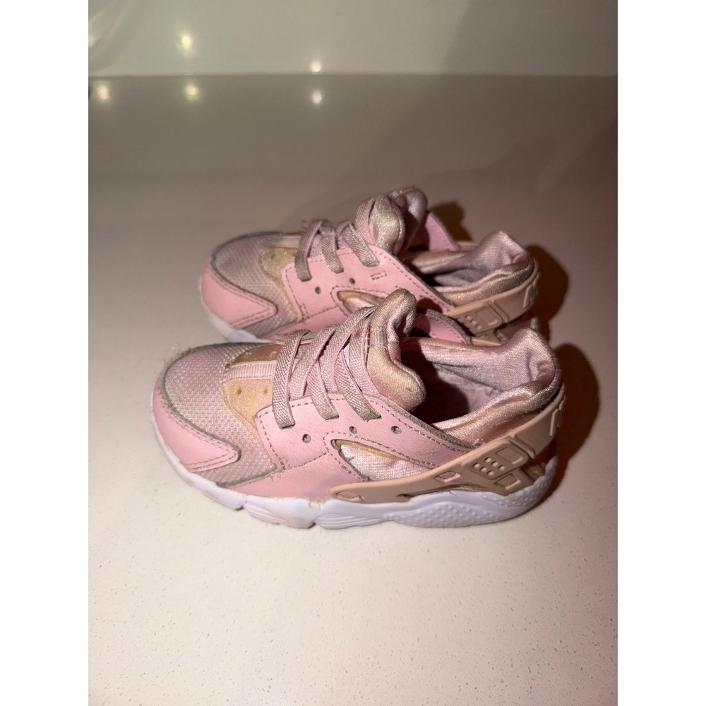 Pink Nike Huaraches 9c